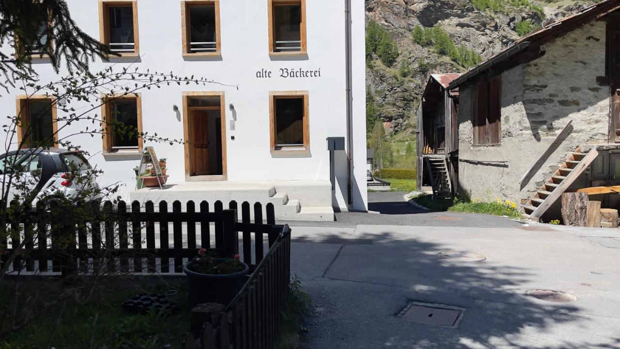 Ferienwohnungen Haus Alte Baeckerei Randa Ngoại thất bức ảnh